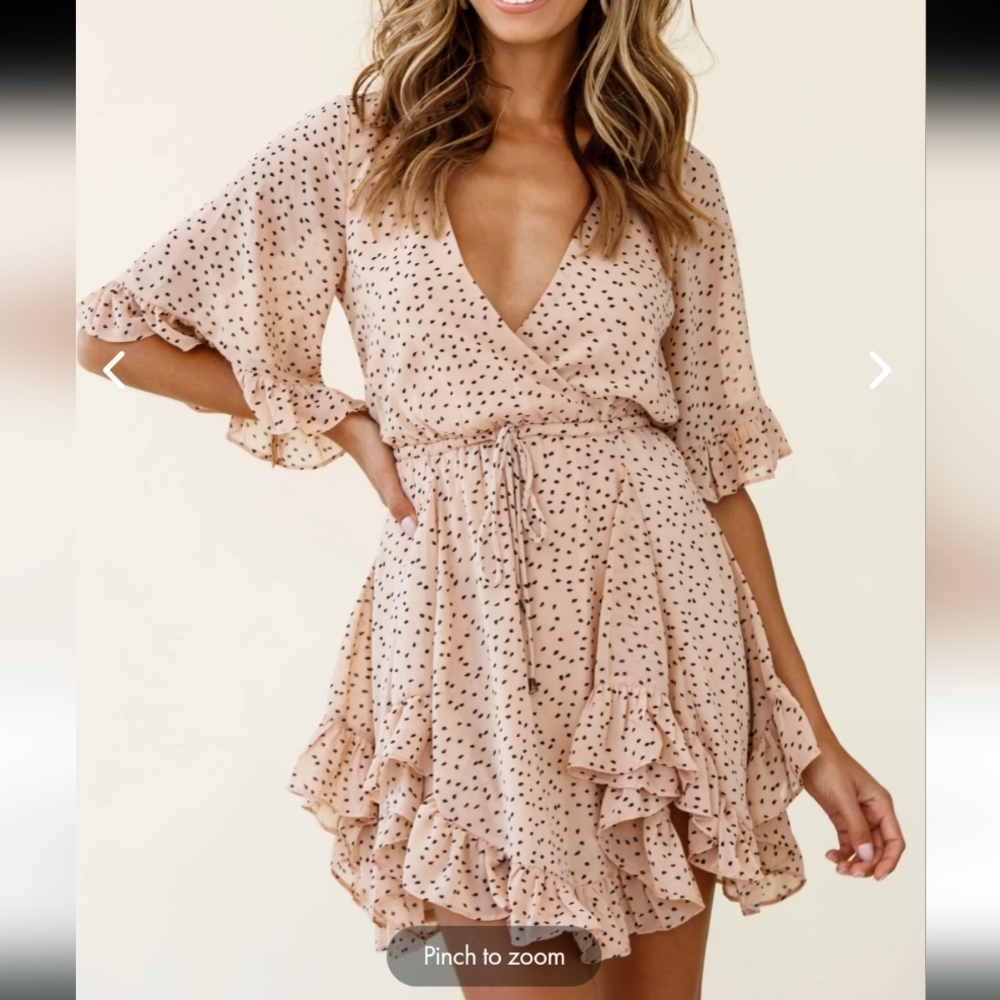NWT: Mocha El Cerrito Flared Sleeve Godet Hem Dress